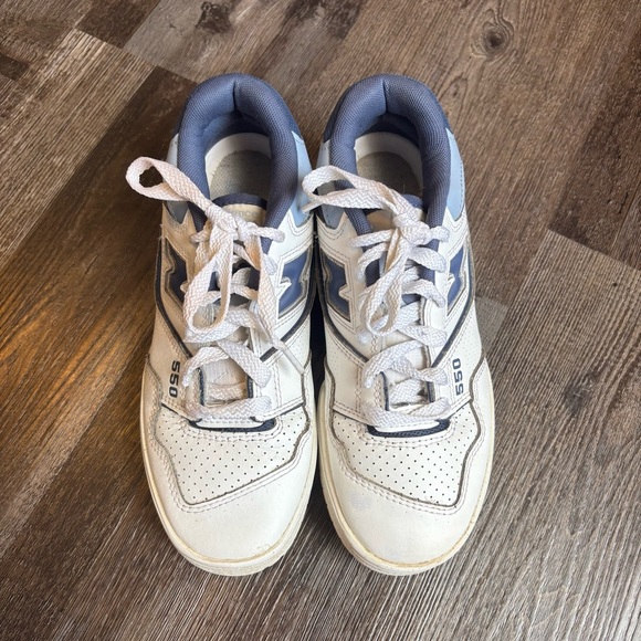 New Balance 550 White and Blue Sneakers - Picture 2 of 4